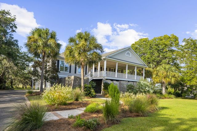 2411 Kemway Road, Johns Island, SC 29455