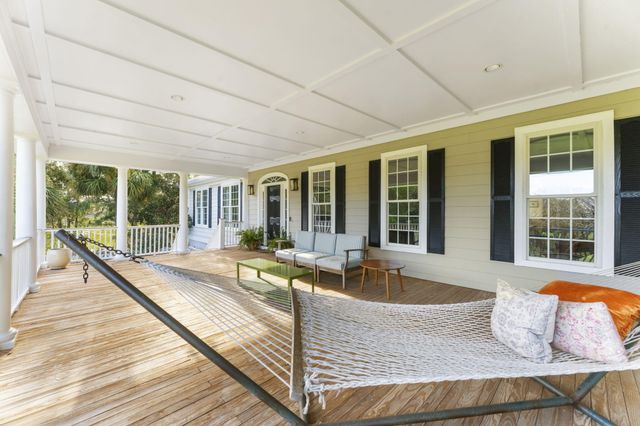 2411 Kemway Road, Johns Island, SC 29455