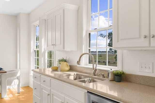 2411 Kemway Road, Johns Island, SC 29455
