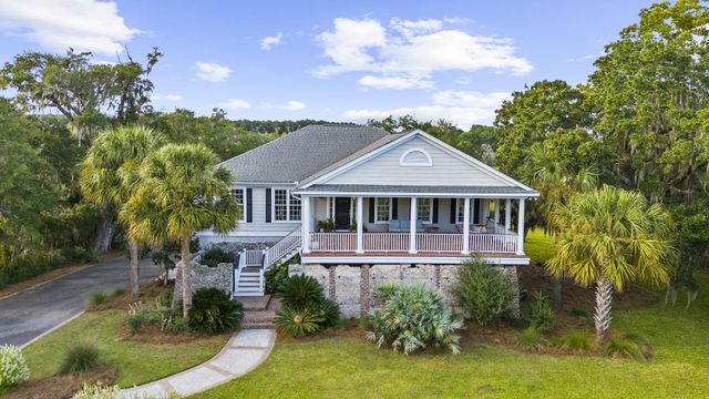 2411 Kemway Road, Johns Island, SC 29455