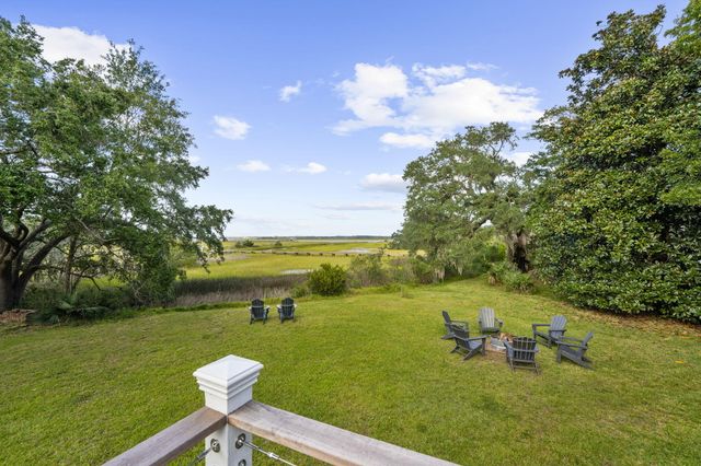 2411 Kemway Road, Johns Island, SC 29455