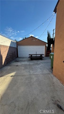 806 E 91st, Los Angeles, CA 90002