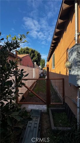 806 E 91st, Los Angeles, CA 90002