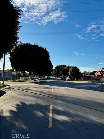 806 E 91st, Los Angeles, CA 90002