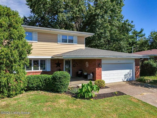 6017 Bay Pine Dr, Louisville, KY 40219