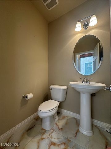 8125 Crimson Creek Court, Las Vegas, NV 89139