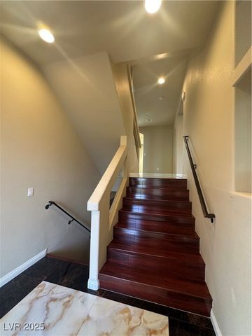 8125 Crimson Creek Court, Las Vegas, NV 89139