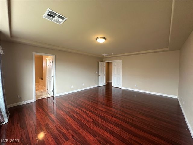 8125 Crimson Creek Court, Las Vegas, NV 89139