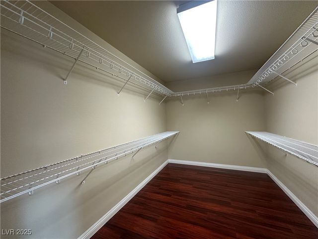 8125 Crimson Creek Court, Las Vegas, NV 89139