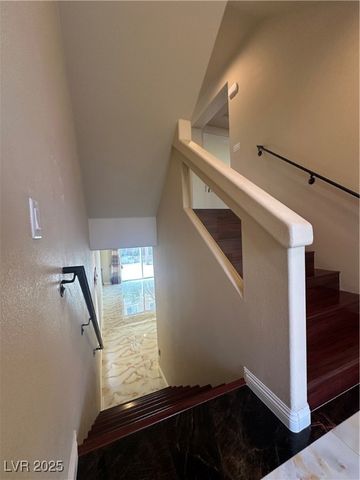 8125 Crimson Creek Court, Las Vegas, NV 89139