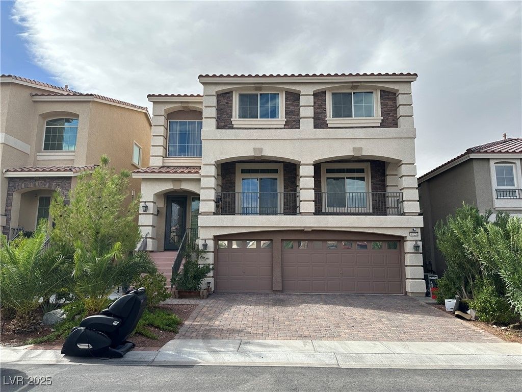 8125 Crimson Creek Court, Las Vegas, NV 89139
