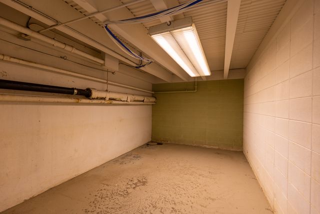 5830 W 35th Street, Cicero, IL 60804