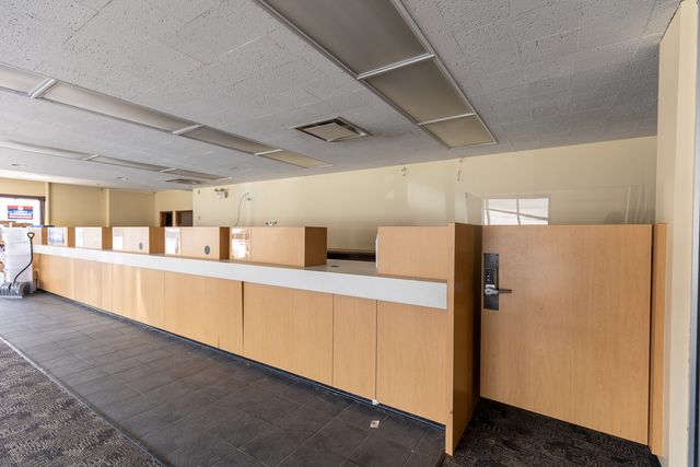 5830 W 35th Street, Cicero, IL 60804