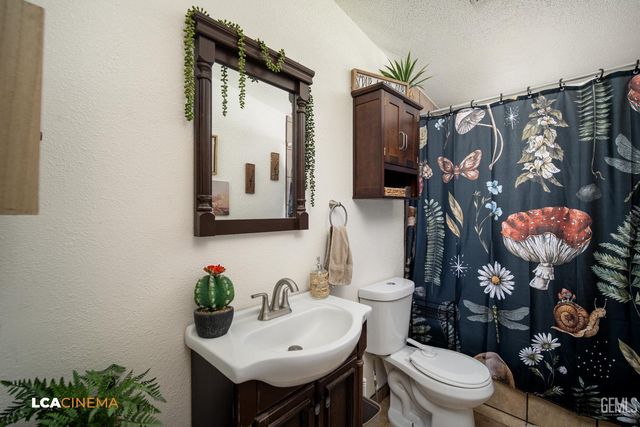 28178 Cosworth Avenue, Taft, CA 93268