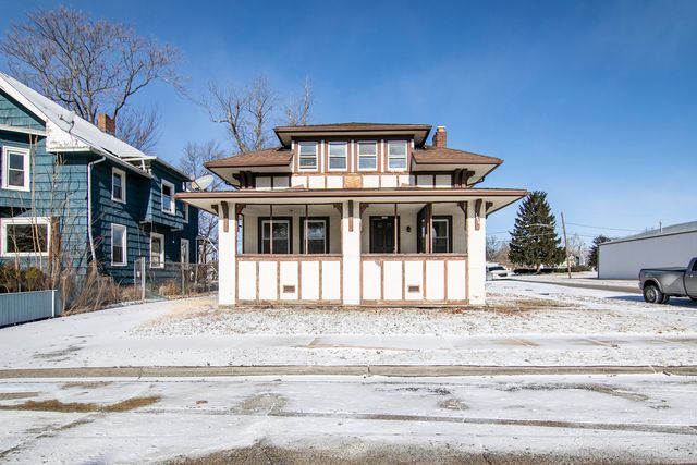 1295 E Merchant Street, Kankakee, IL 60901