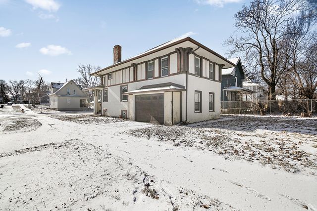 1295 E Merchant Street, Kankakee, IL 60901