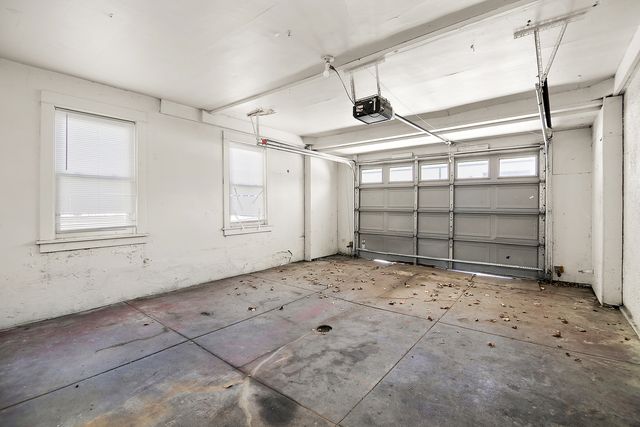 1295 E Merchant Street, Kankakee, IL 60901