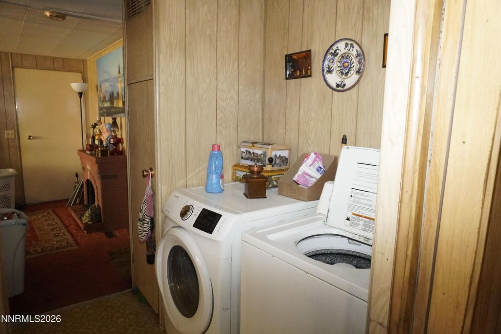 Image 18 of property listing at 185 Kennedy Drive, Reno, NV 89506