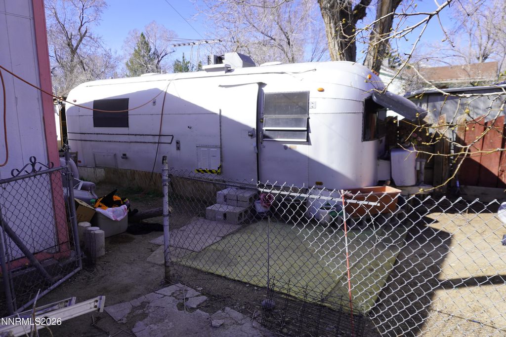 Image 6 of property listing at 185 Kennedy Drive, Reno, NV 89506