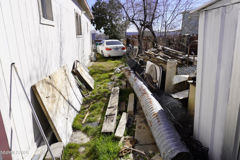 Image 8 of property listing at 185 Kennedy Drive, Reno, NV 89506