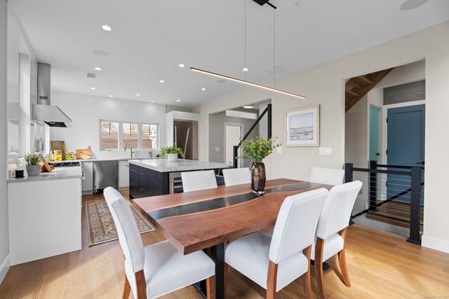 2 Old South Cove Road, Old Saybrook, CT 06475