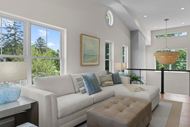 2 Old South Cove Road, Old Saybrook, CT 06475