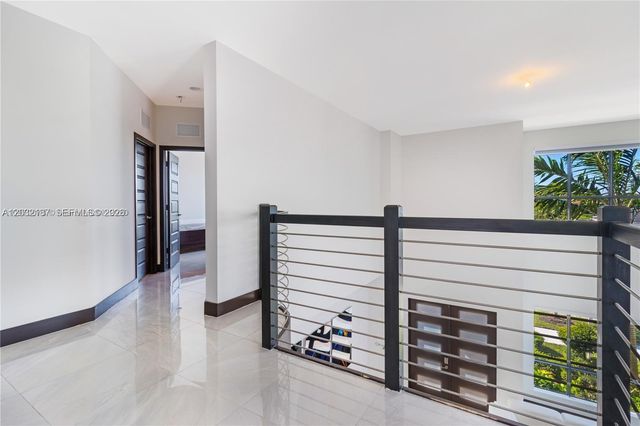 13659 SW 159th Avenue ., Miami, FL 33196