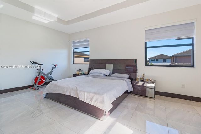 13659 SW 159th Avenue ., Miami, FL 33196