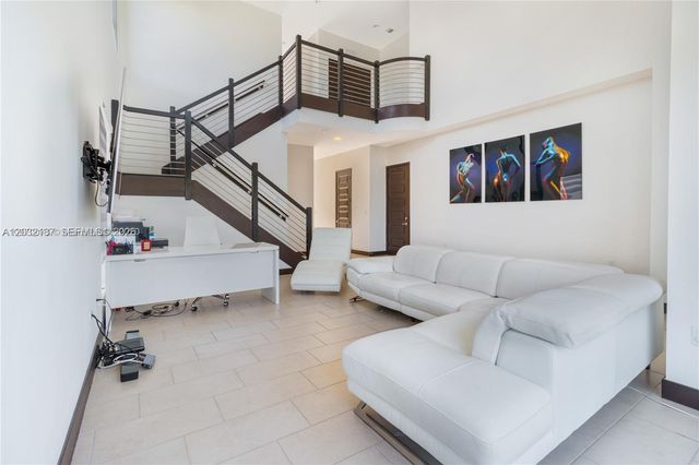13659 SW 159th Avenue ., Miami, FL 33196