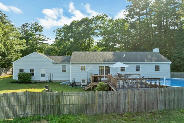 84 Fremont Road, Raymond, NH 03077