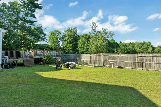 84 Fremont Road, Raymond, NH 03077