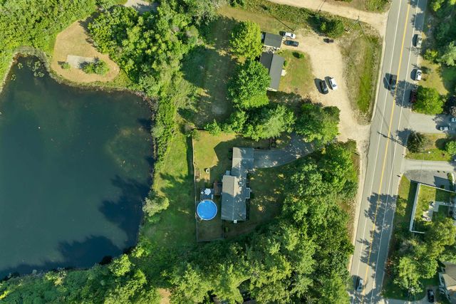 84 Fremont Road, Raymond, NH 03077