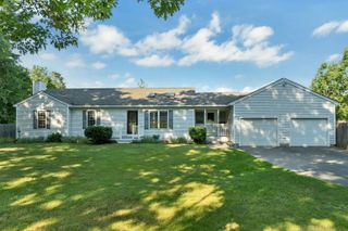 84 Fremont Road, Raymond, NH 03077