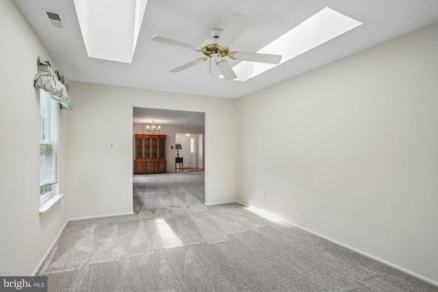 929 LARKSPUR PL S, Mount Laurel, NJ 08054