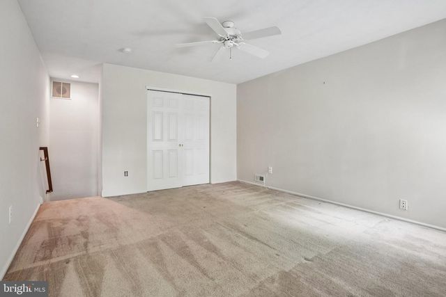929 LARKSPUR PL S, Mount Laurel, NJ 08054