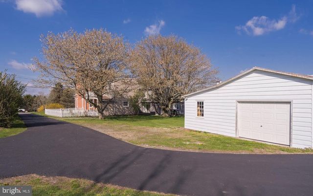 145 HOFFMANSVILLE RD, Barto, PA 19504