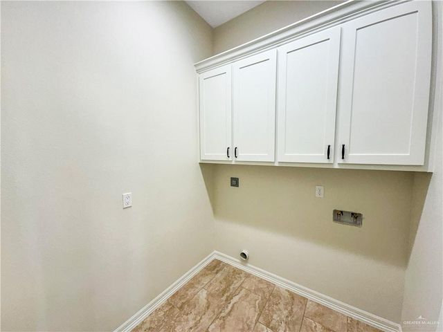 810 Azalea Street, Mission, TX 78573