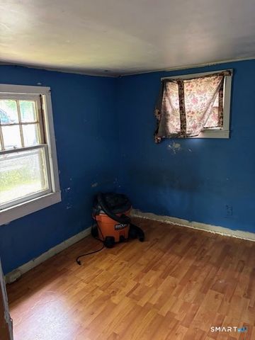 17&21 Winter Avenue, Deep River, CT 06417