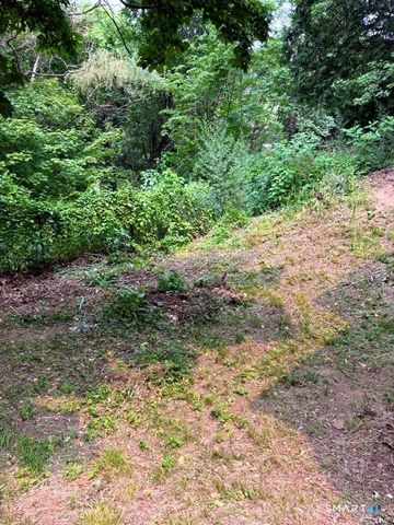 17&21 Winter Avenue, Deep River, CT 06417