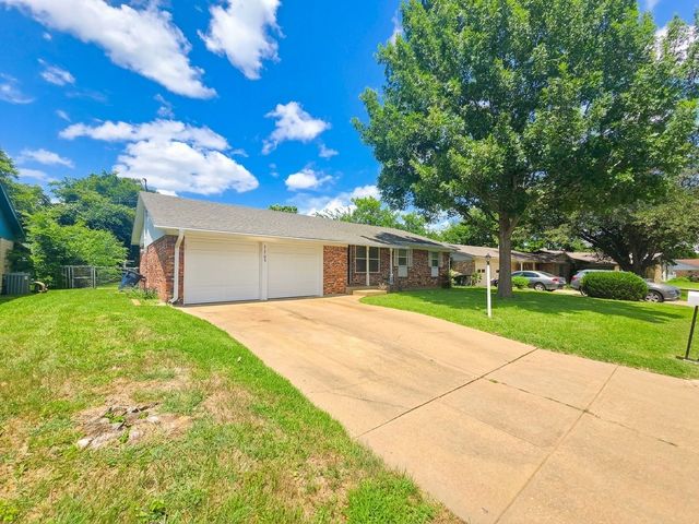1163 Kirkwall Drive, Fort Worth, TX 76134