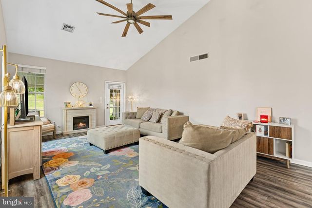 640 SPRINGHOUSE LN, Hummelstown, PA 17036
