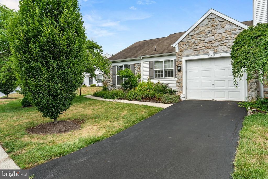 640 SPRINGHOUSE LN, Hummelstown, PA 17036