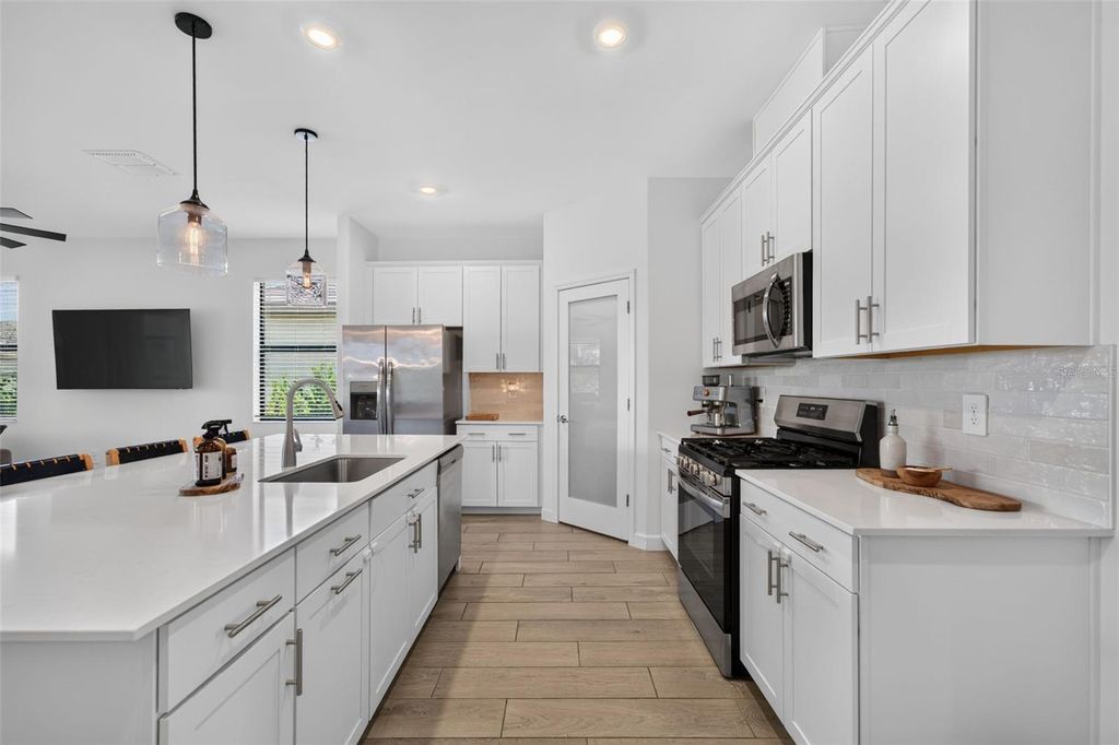 Image 39 of property listing at 15126 MISTY WATER CROSSING, Bradenton, FL 34211