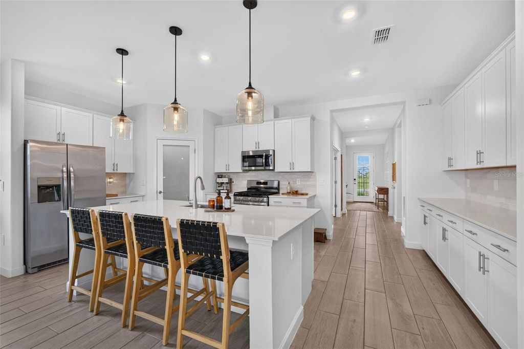 Image 40 of property listing at 15126 MISTY WATER CROSSING, Bradenton, FL 34211