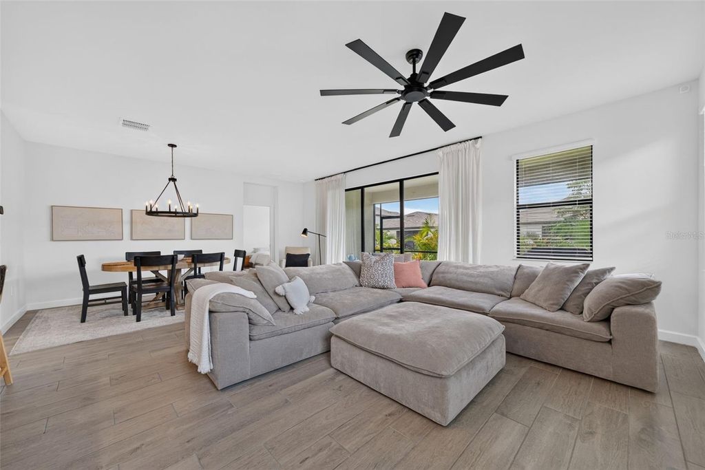 Image 49 of property listing at 15126 MISTY WATER CROSSING, Bradenton, FL 34211