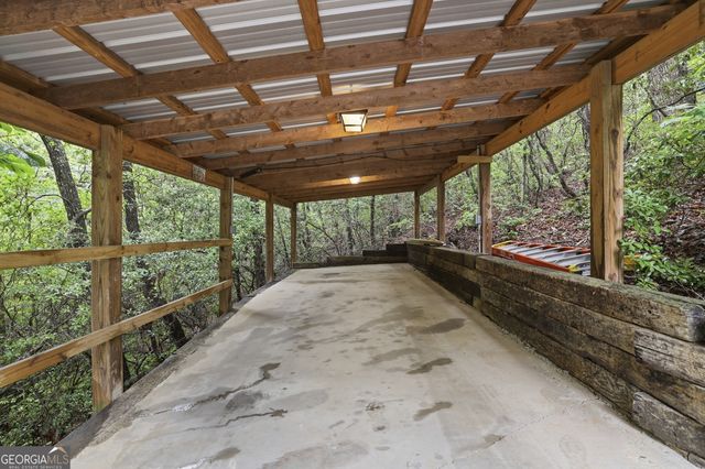 6174 Crow Creek Road, Lakemont, GA 30552
