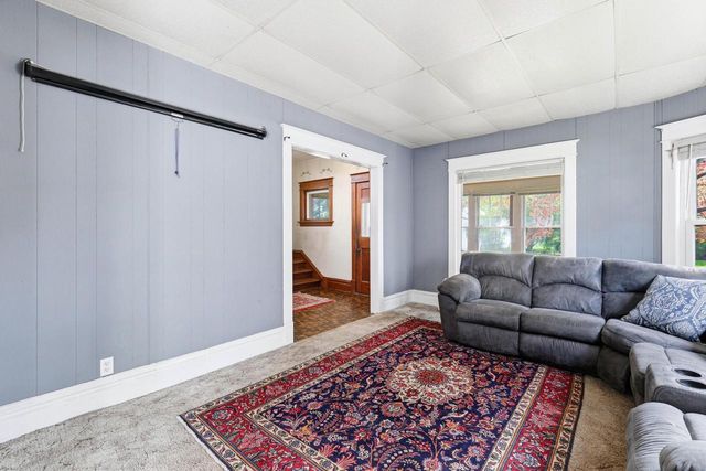 637 Bowen STREET, Oshkosh, WI 54901