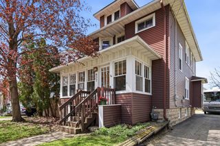 637 Bowen STREET, Oshkosh, WI 54901
