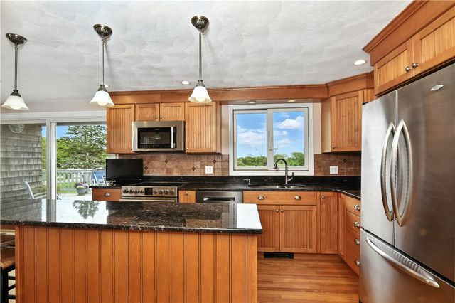 1 Butts Rock Road, Little Compton, RI 02837