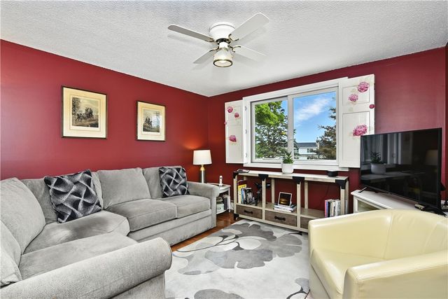 1 Butts Rock Road, Little Compton, RI 02837